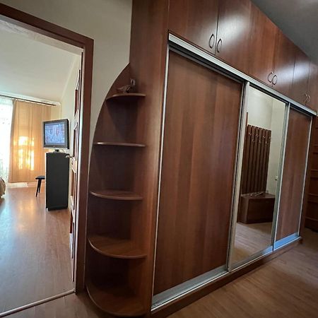 Apartment On Skorykovskyi Lane 4 Дніпро Екстер'єр фото